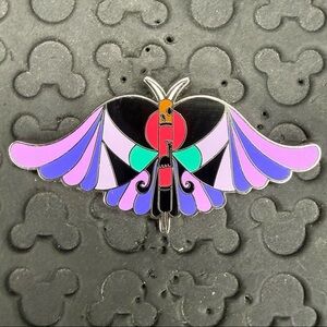 Disney parks EPCOT Flower & Garden emperor’s new groove Yzma Butterfly pin LR
